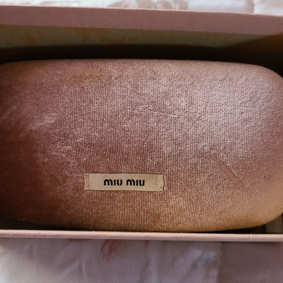 Miu Miu Sunglasses - Picture 3 of 4